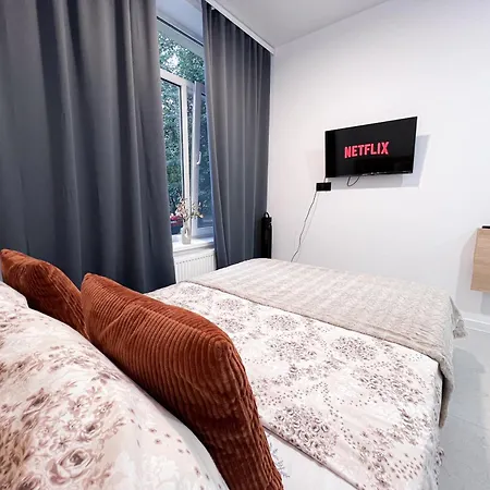 Renthouse Nanoflat #3 شقة *